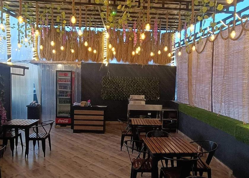 Jammu and Kashmir Srinagar Food & Dining