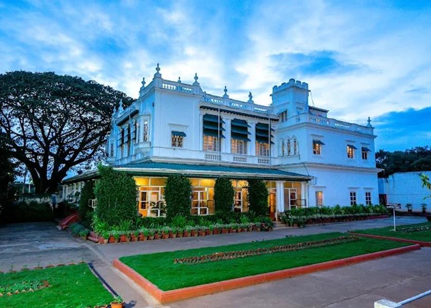 Karnataka Mysore Hotel Exterior