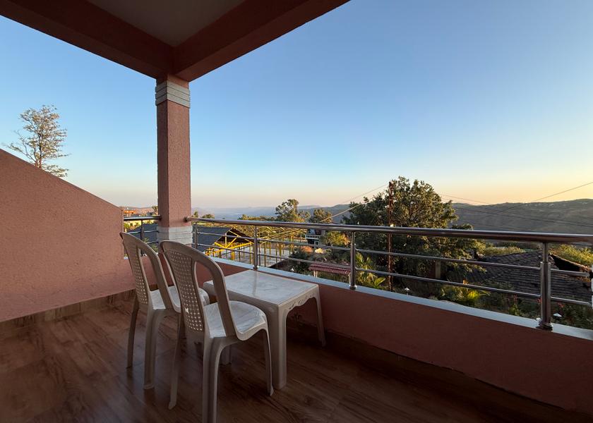Maharashtra Mahabaleshwar Executive Room with Balcony