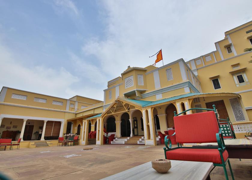 Rajasthan Nawalgarh lobby