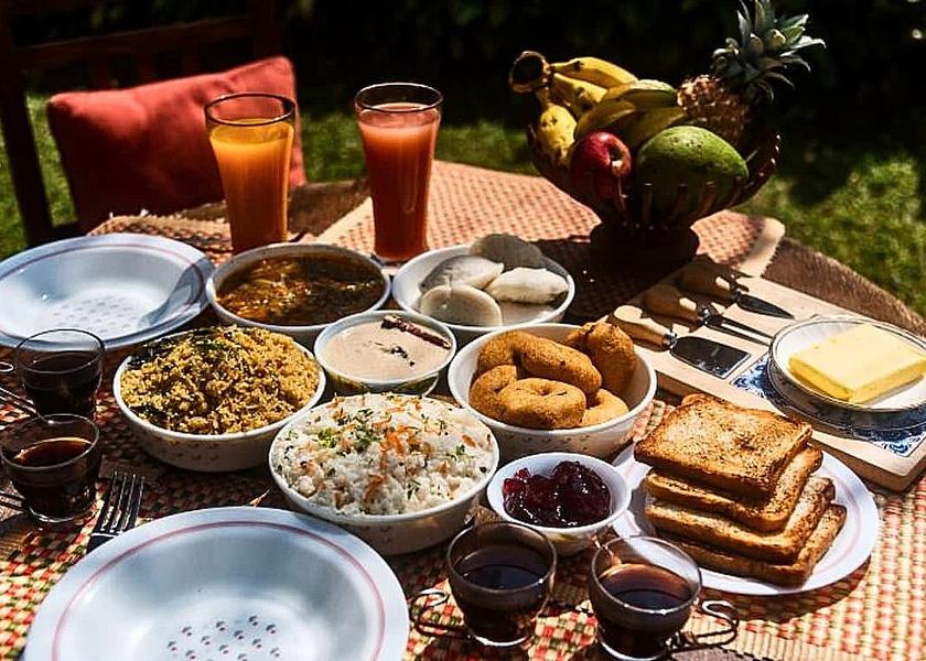 Uttar Pradesh Noida Food & Dining