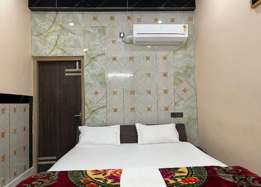 Jharkhand Deoghar Deluxe Room