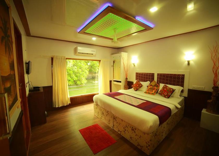 Kerala Alleppey bedroom