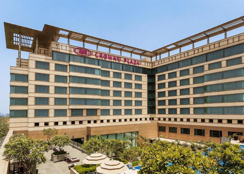 Haryana Gurugram Hotel Exterior