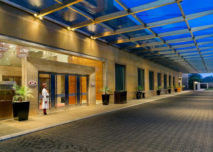 Haryana Gurugram Hotel Exterior