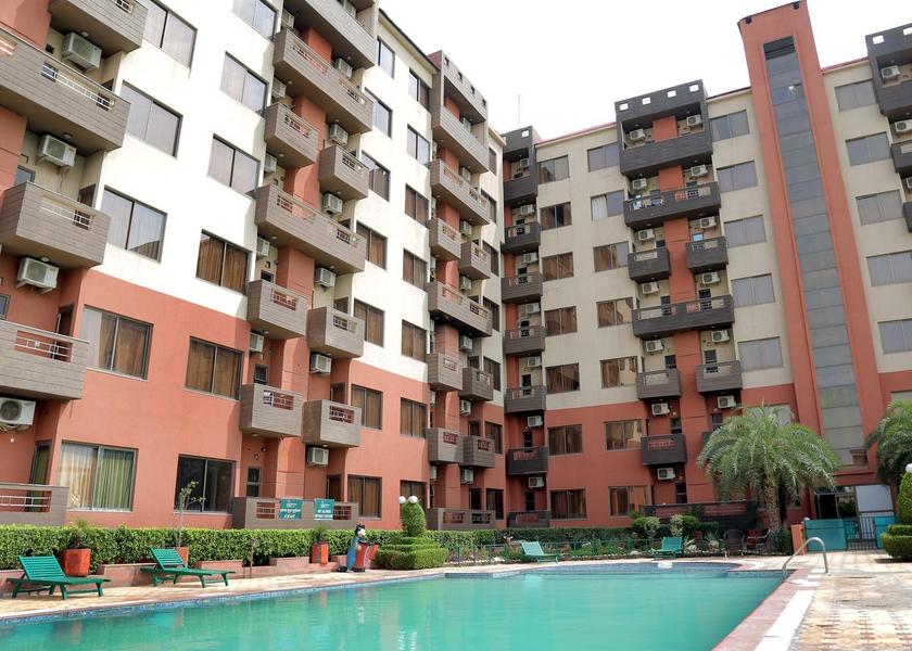 Uttar Pradesh Vrindavan swimming pool