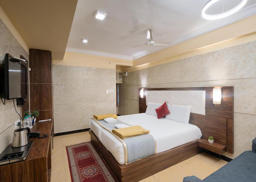 Tamil Nadu Kanchipuram Deluxe Room