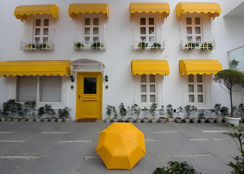 Uttar Pradesh Varanasi Hotel Exterior