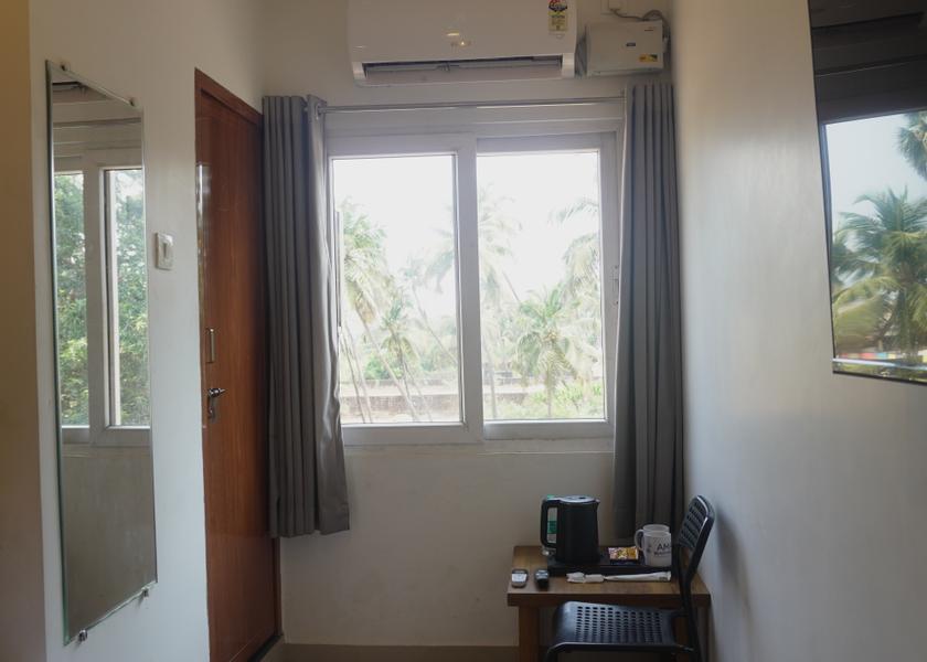 Karnataka Murdeshwar Deluxe Room 2nd floor