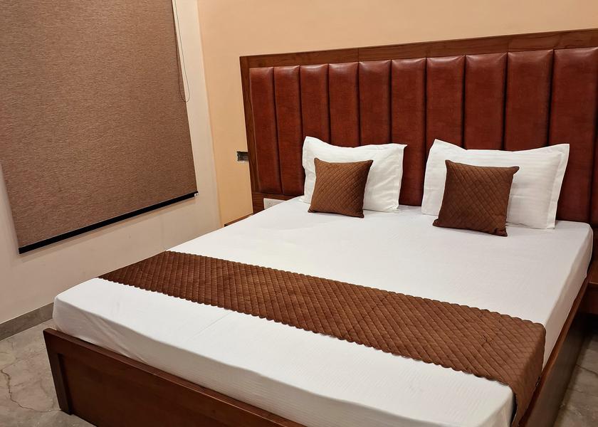 Punjab Zirakpur Deluxe Room