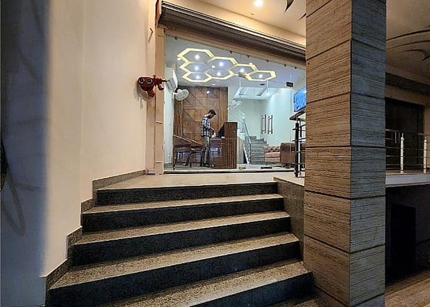Punjab Zirakpur Public Areas