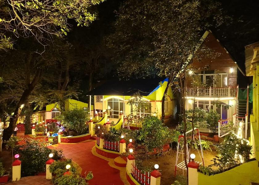 Maharashtra Matheran Deluxe Cottage with Balcony