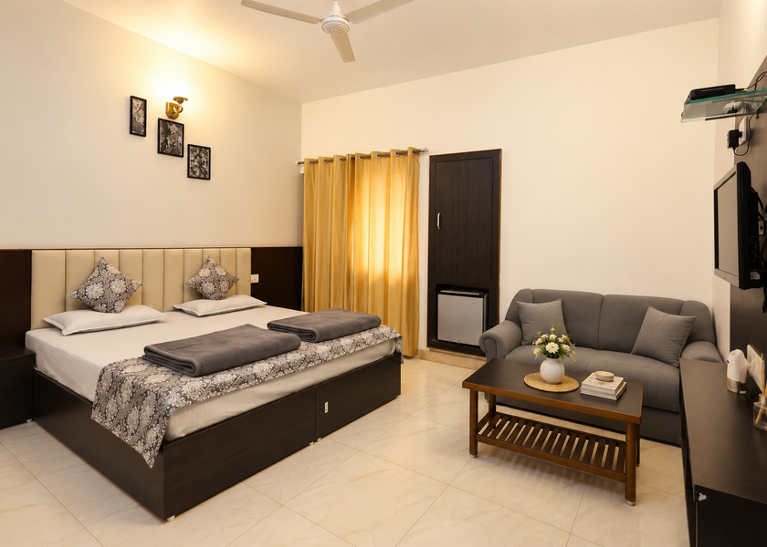 Uttarakhand Rishikesh Superior with balcony