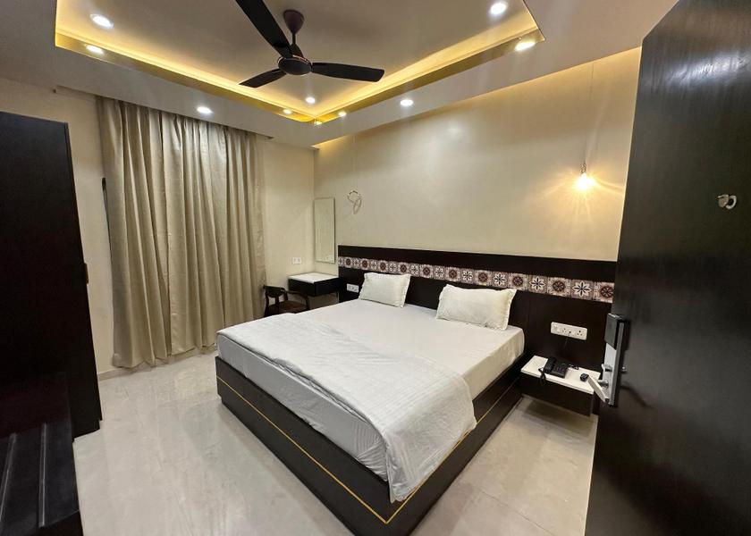 Uttar Pradesh Ayodhya bedroom