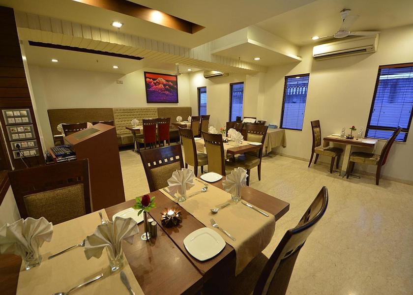 Maharashtra Nagpur food and beverages