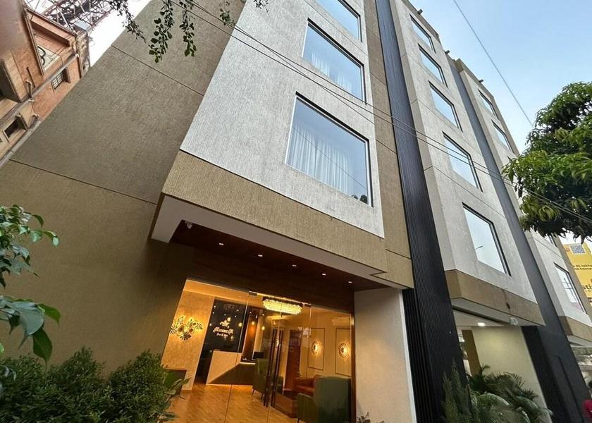 Maharashtra Pune Hotel Exterior