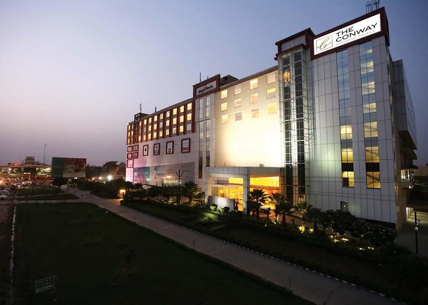 Uttar Pradesh Meerut Hotel Exterior