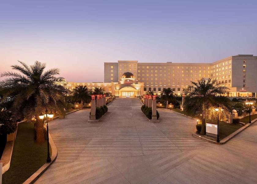 Uttar Pradesh Lucknow Front of property