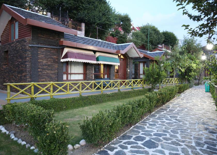 Himachal Pradesh Mashobra surrounding environment