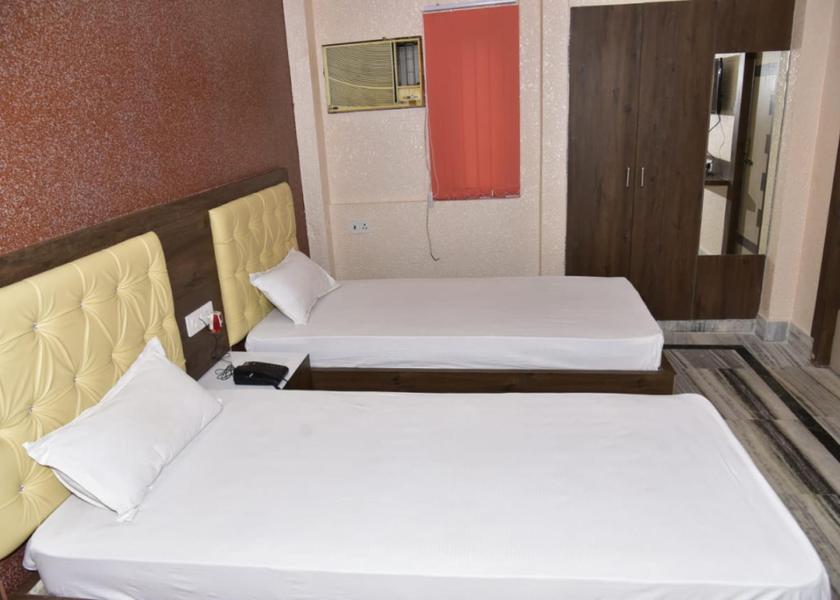 Bihar Gaya Deluxe Family Room