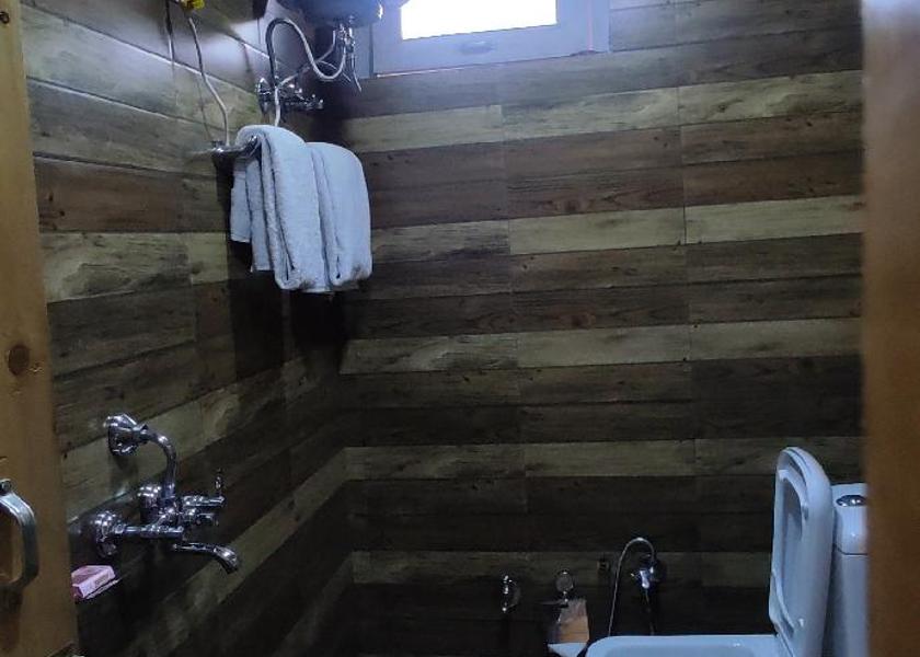 Himachal Pradesh Sangla Cottage