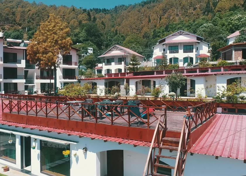 Uttarakhand Nainital balcony/terrace