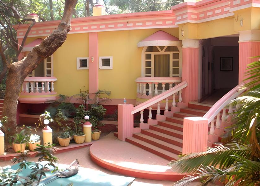Maharashtra Matheran entrance