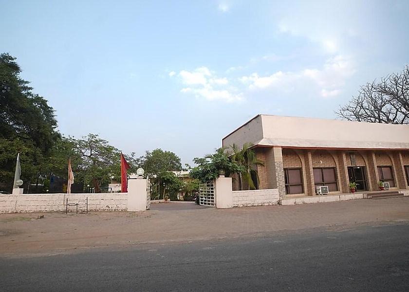 Madhya Pradesh Mandav Hotel Exterior