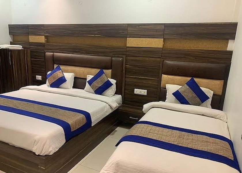 Punjab Amritsar Deluxe Triple Bed Room