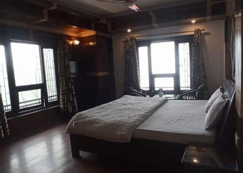 Uttarakhand Mussoorie 1025