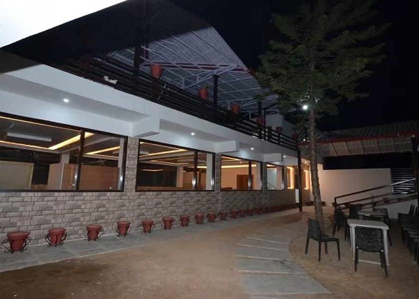 Uttarakhand Kausani Hotel Exterior