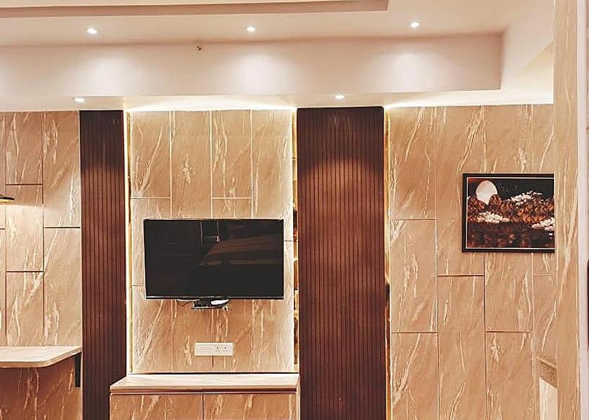 Uttar Pradesh Lucknow Public Areas