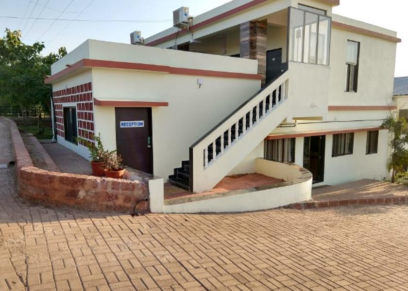 Maharashtra Ganpatipule Hotel Exterior