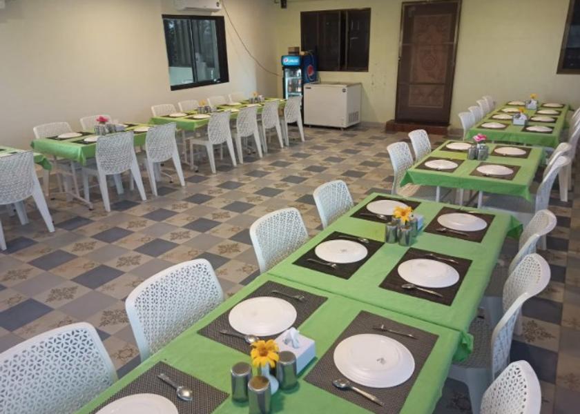 Maharashtra Ganpatipule Food & Dining