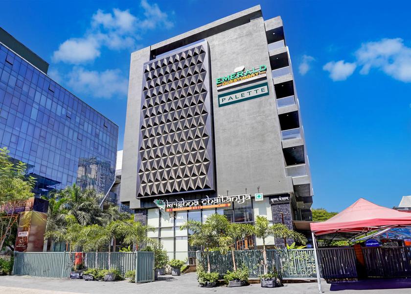 Maharashtra Pune Hotel Exterior