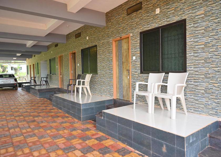 Karnataka Murdeshwar Public Areas