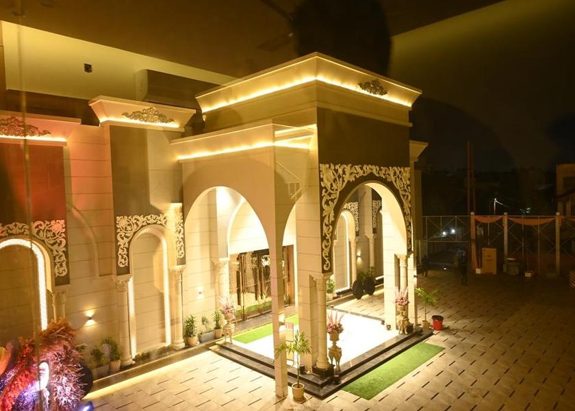 Uttar Pradesh Gorakhpur exterior view