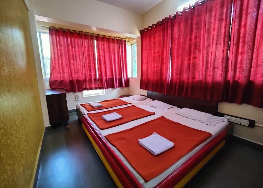 Maharashtra Kudal Double Bed Room With Fan
