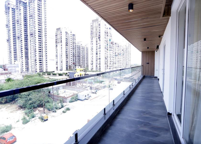 Uttar Pradesh Noida Exterior view