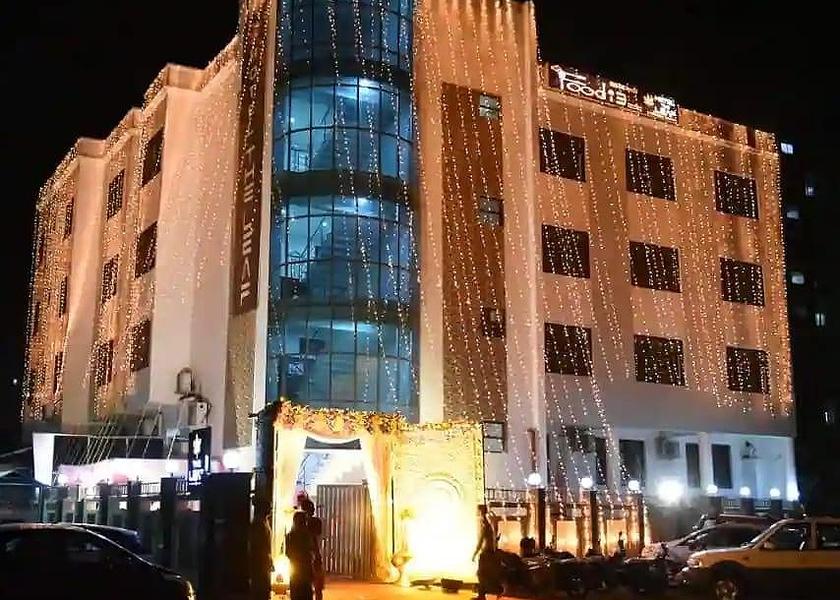 Uttar Pradesh Lucknow Hotel Exterior