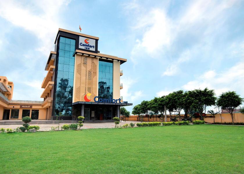 Haryana Karnal Hotel Exterior