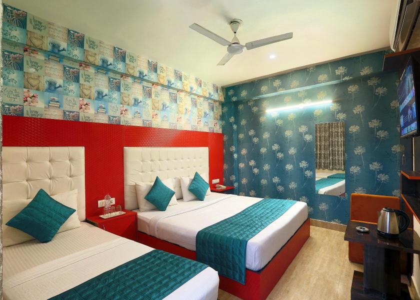 Delhi Delhi Deluxe Triple Room