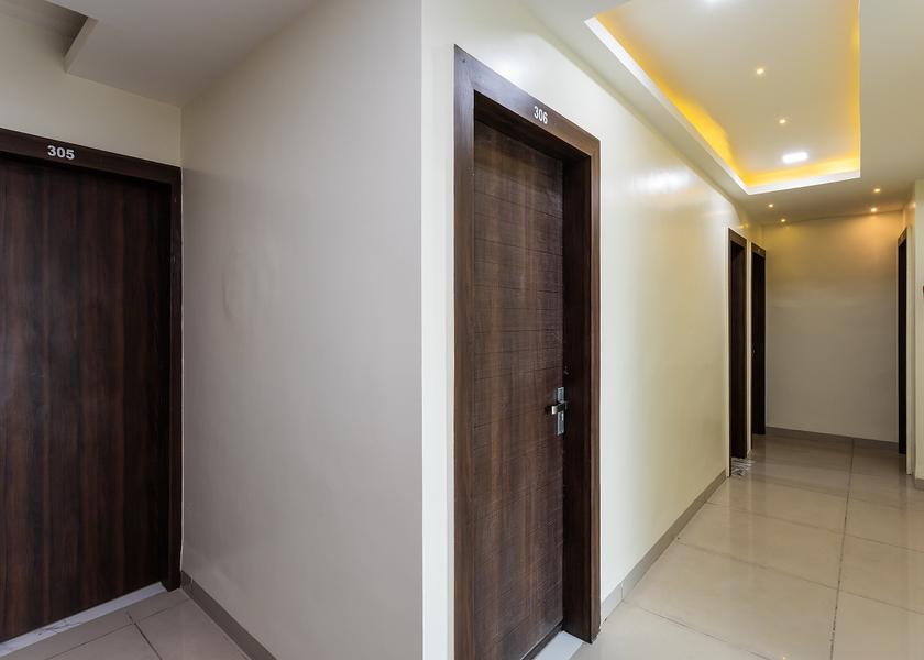 Madhya Pradesh Indore Lobby