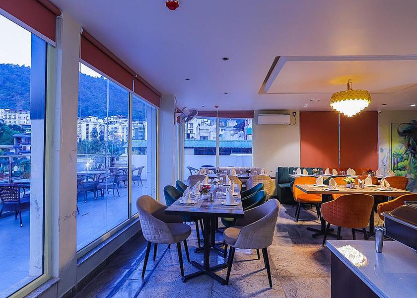 Uttarakhand Rishikesh Restaurant