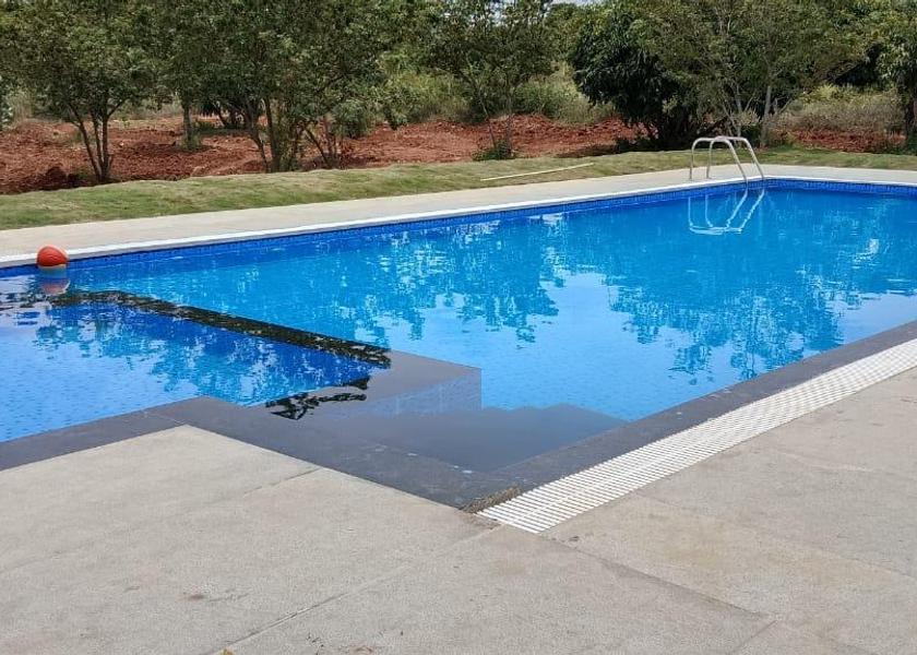 Karnataka Bandipur swimming pool