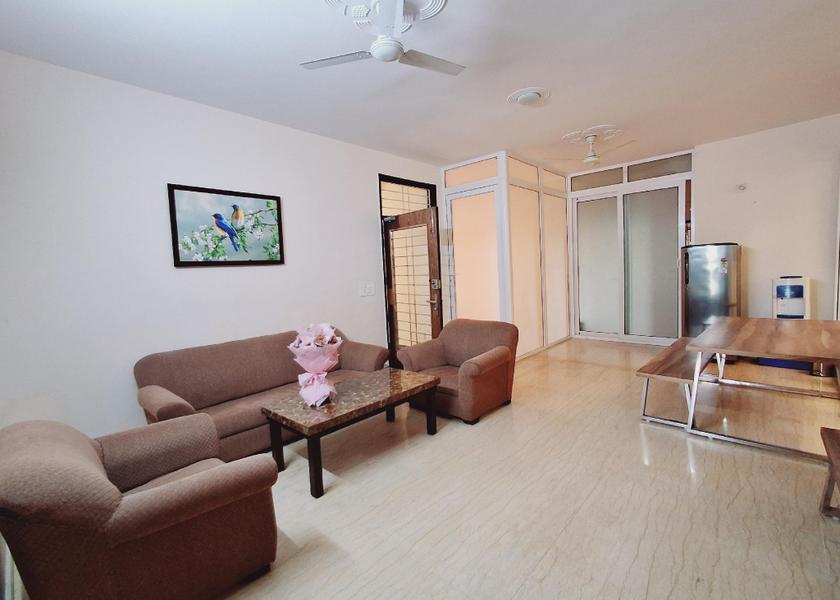 Uttar Pradesh Noida separate living room