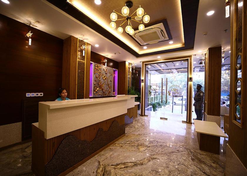 Uttar Pradesh Varanasi lobby