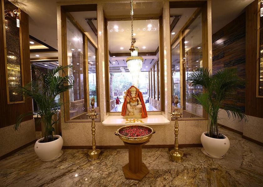 Uttar Pradesh Varanasi lobby