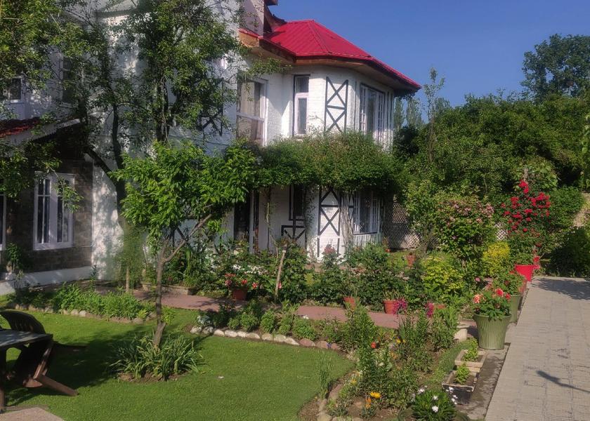 Jammu and Kashmir Srinagar exterior view