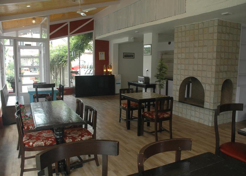 Jammu and Kashmir Srinagar Food & Dining
